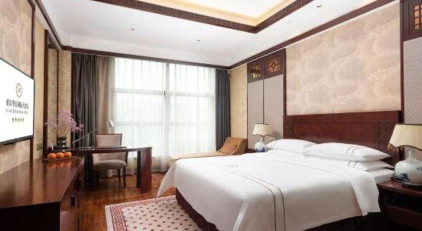 Chongqing Huachen International Hotel Exterior foto